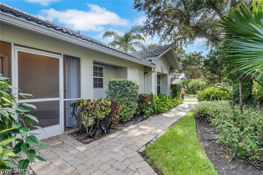 2 Bed Pool Home for Sale in Quail Walk, photo 2