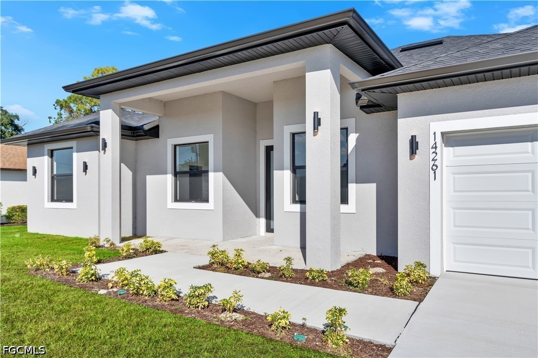 4 Bed SingleFamilyResidence for Sale in Lehigh Acres, photo 2