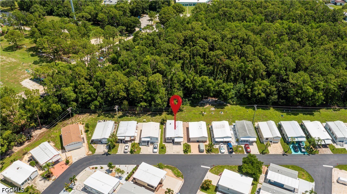 1 Bed ManufacturedHome for Sale in North Fort Myers, photo 2