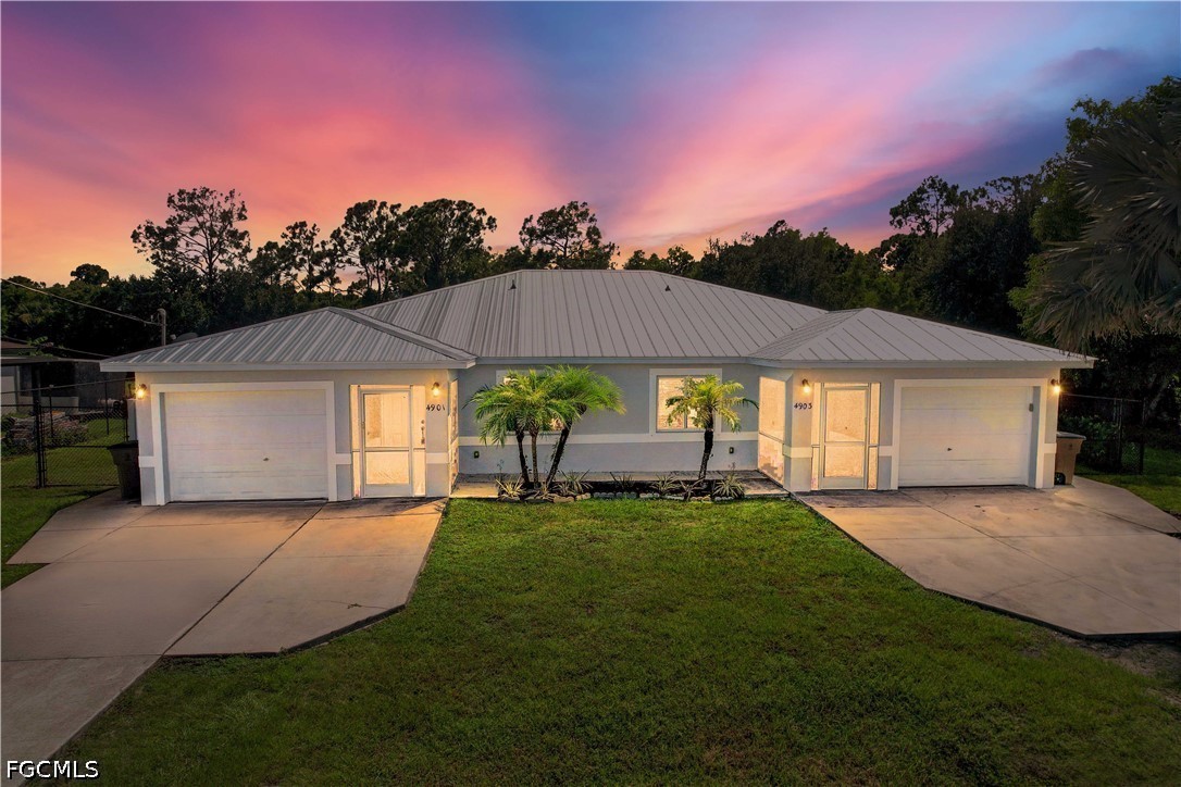 6 Bed Waterfront Home for Sale in Lehigh Acres, photo 2
