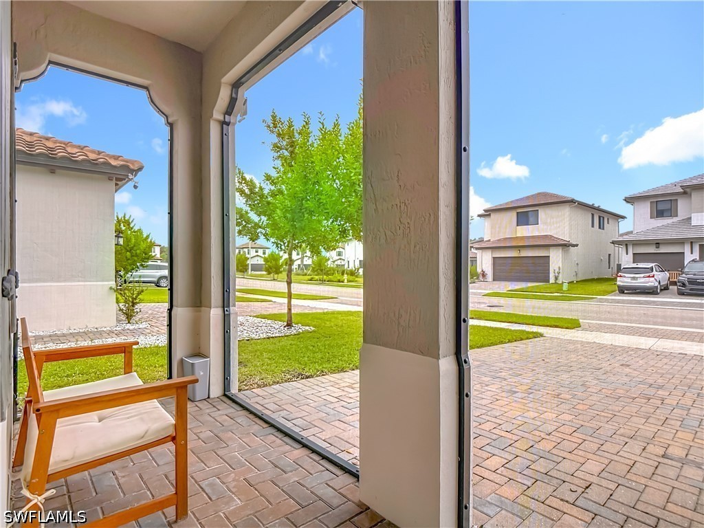 4 Bed Waterfront Home for Sale in Silverwood, photo 2