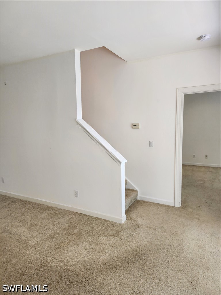 3 Bed Attached for Sale in Cockleshell Village, photo 2