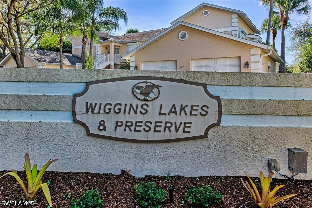 3 Bed Condominium for Sale in Naples, photo 2
