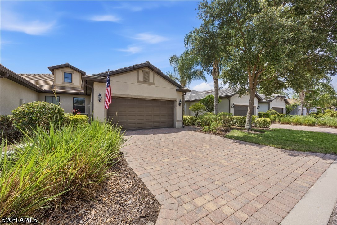 2 Bed Attached for Sale in Del Webb, photo 2