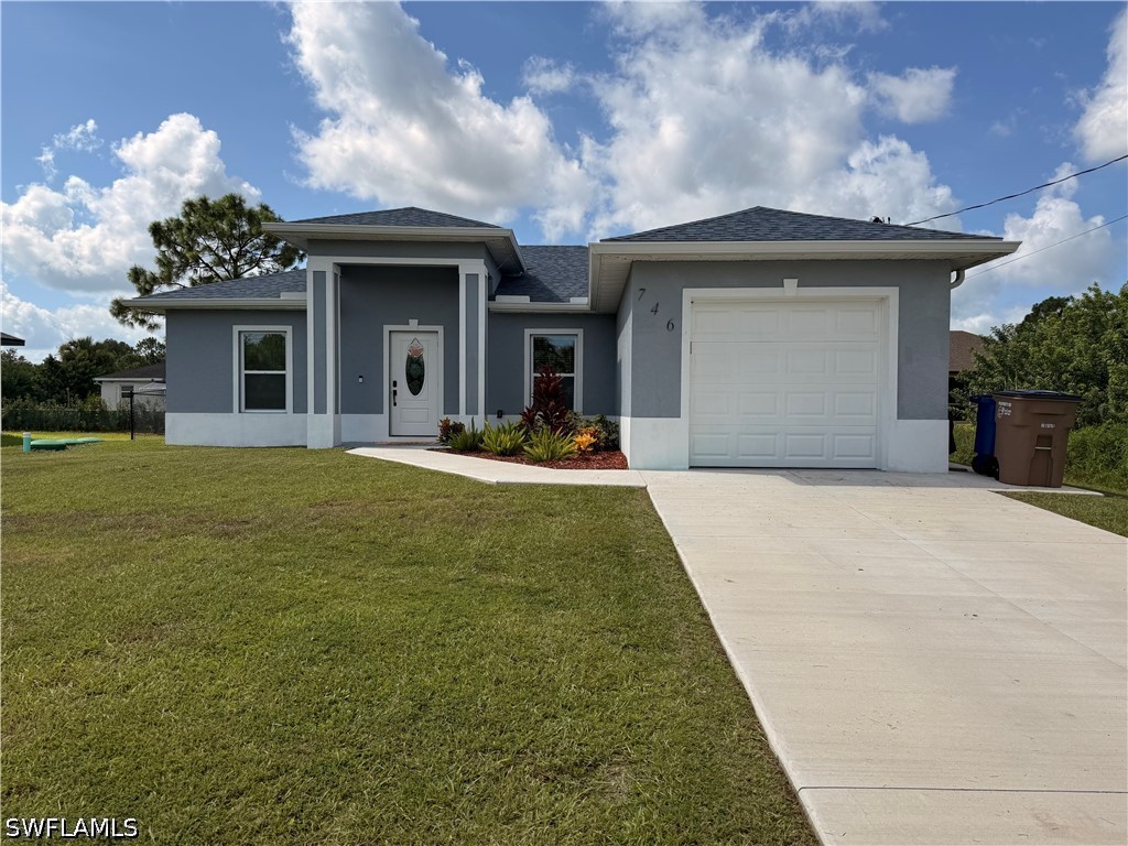 3 Bed SingleFamilyResidence for Sale in Lehigh Acres, photo 2