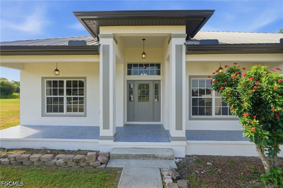 3 Bed SingleFamilyResidence for Sale in Port Labelle, photo 2