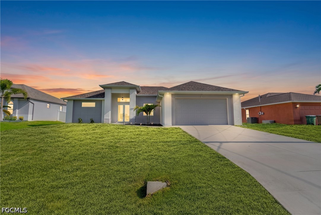 3 Bed SingleFamilyResidence for Sale in Cape Coral, photo 2