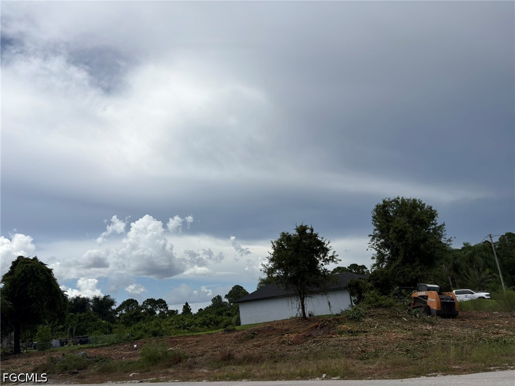 Residential for Sale in Lehigh Acres, photo 2