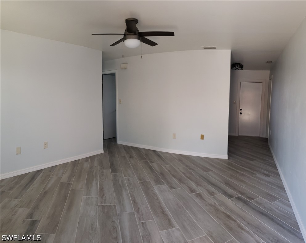 2 Bed Duplex for Sale in Caloosahatchee Heights, photo 2