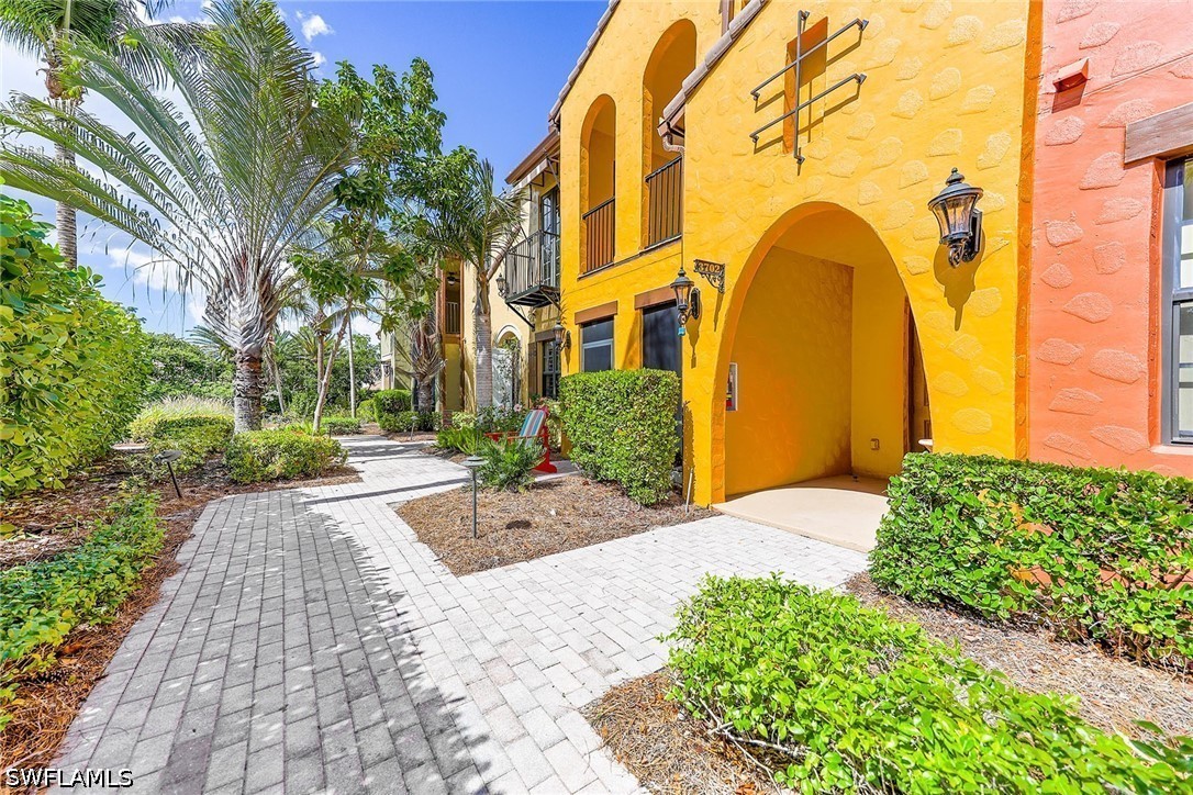 3 Bed Condominium for Sale in Ole, photo 2