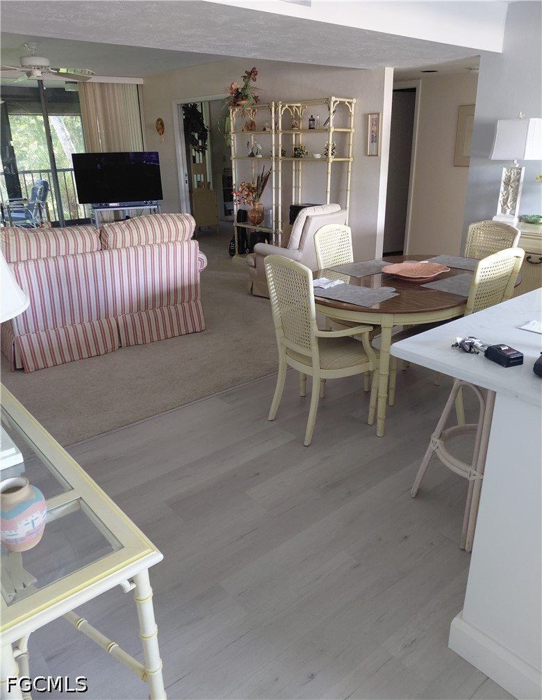 2 Bed Condominium for Sale in Steamboat Bend, photo 2