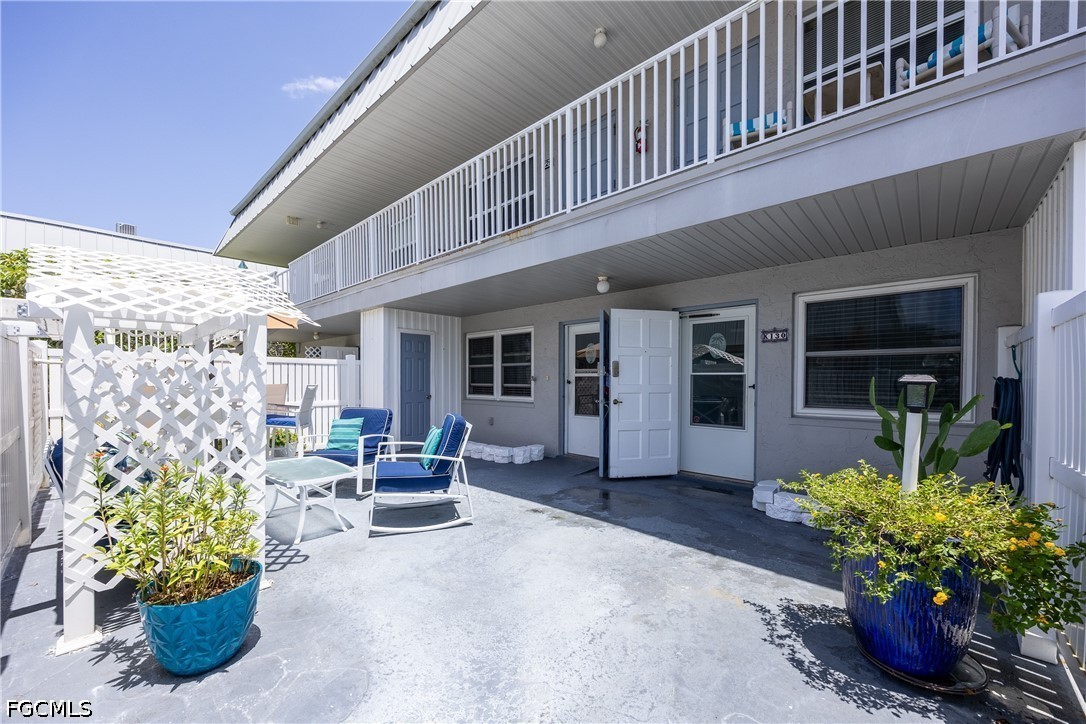 3 Bed Condominium for Sale in Regency Condo, photo 2