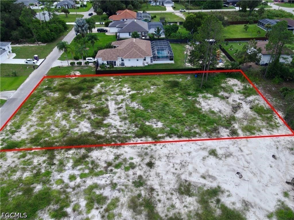 Residential for Sale in Lehigh Acres, photo 2