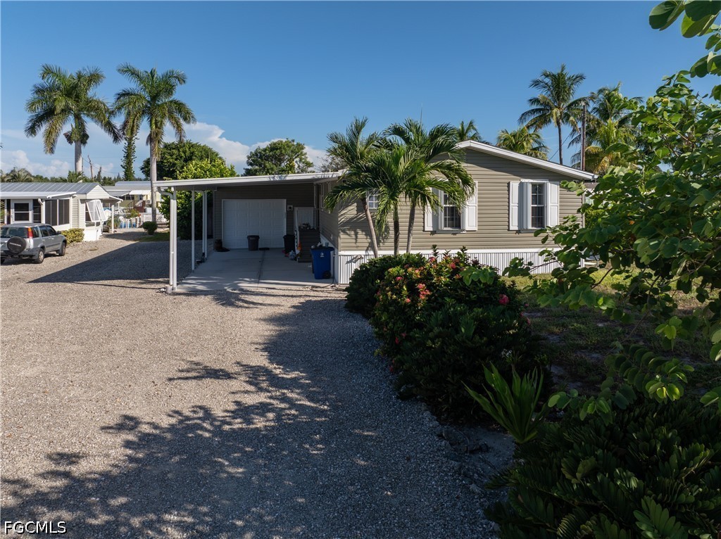 2 Bed Waterfront Home for Sale in Flamingo Bay, photo 2