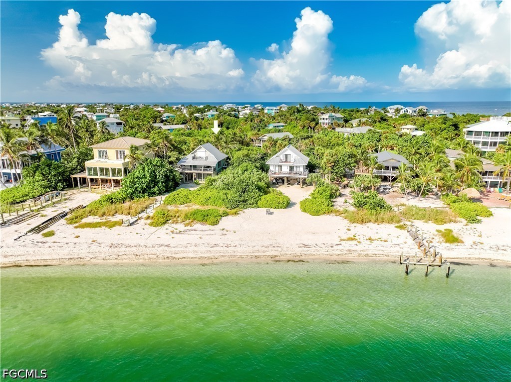 Residential for Sale in North Captiva Sands, photo 2