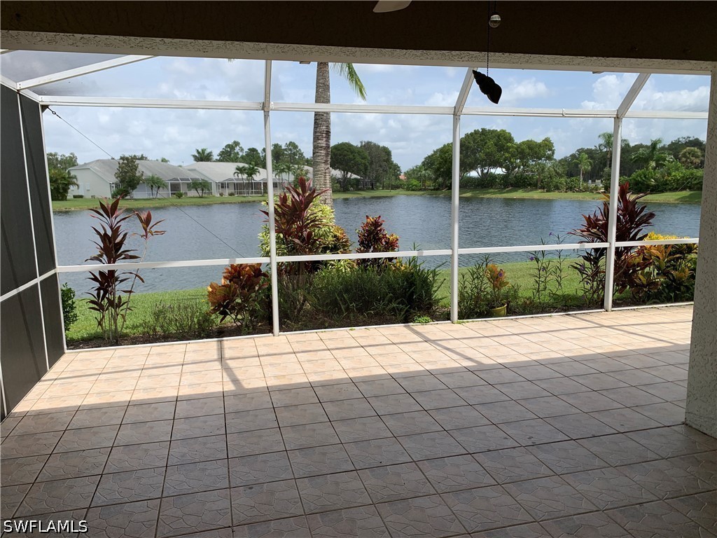 3 Bed Waterfront Home for Sale in Naples, photo 2