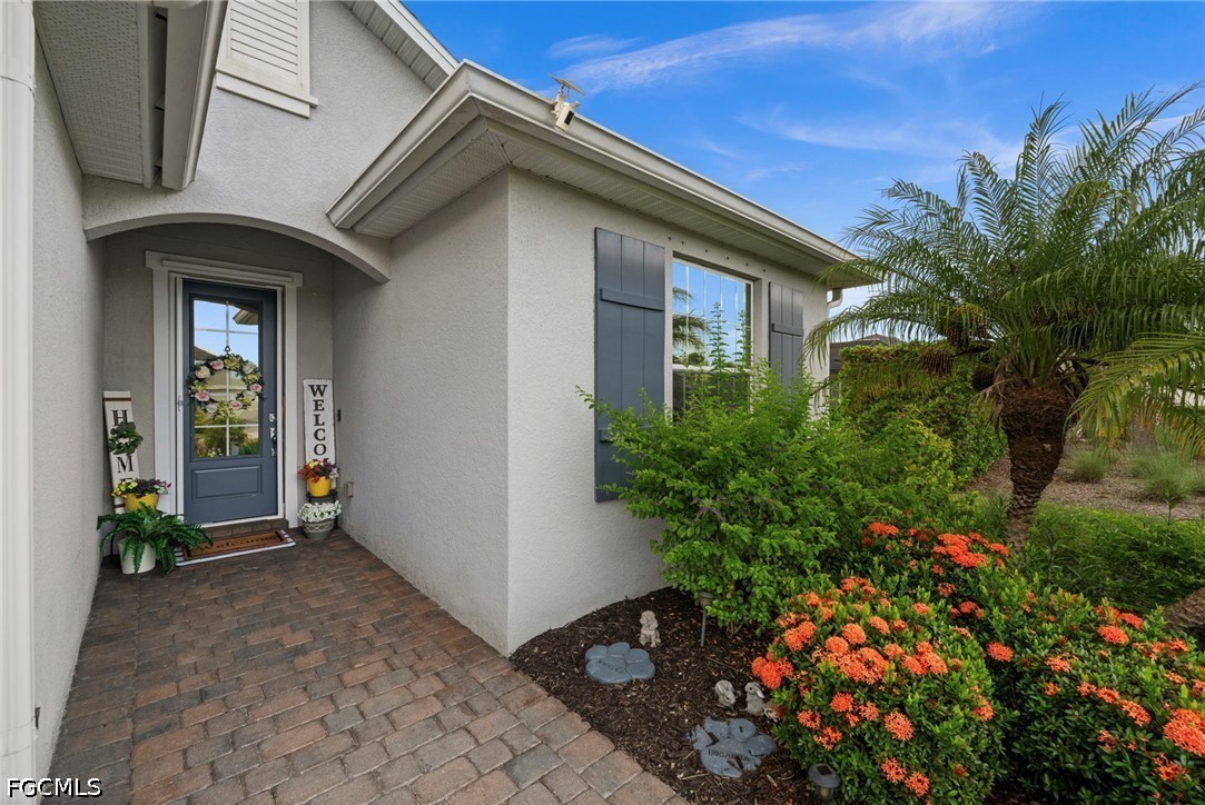 3 Bed Waterfront Home for Sale in Parkside, photo 2