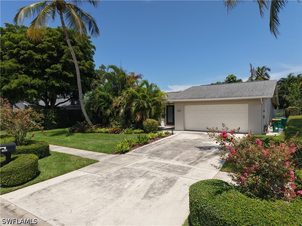 3 Bed Pool Home for Sale in Westlake, photo 2