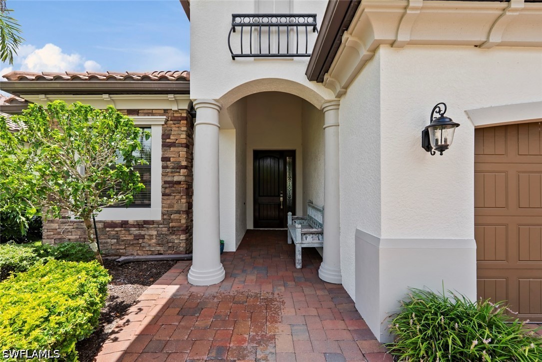 3 Bed Pool Home for Sale in Twin Eagles, photo 2