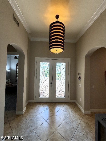 3 Bed Pool Home for Sale in Cypress Bend, photo 2