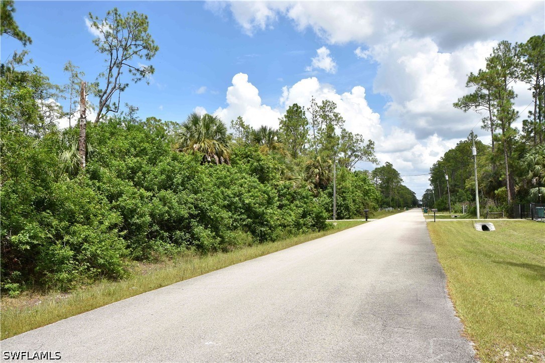 Residential for Sale in Golden Gate Estates, photo 2