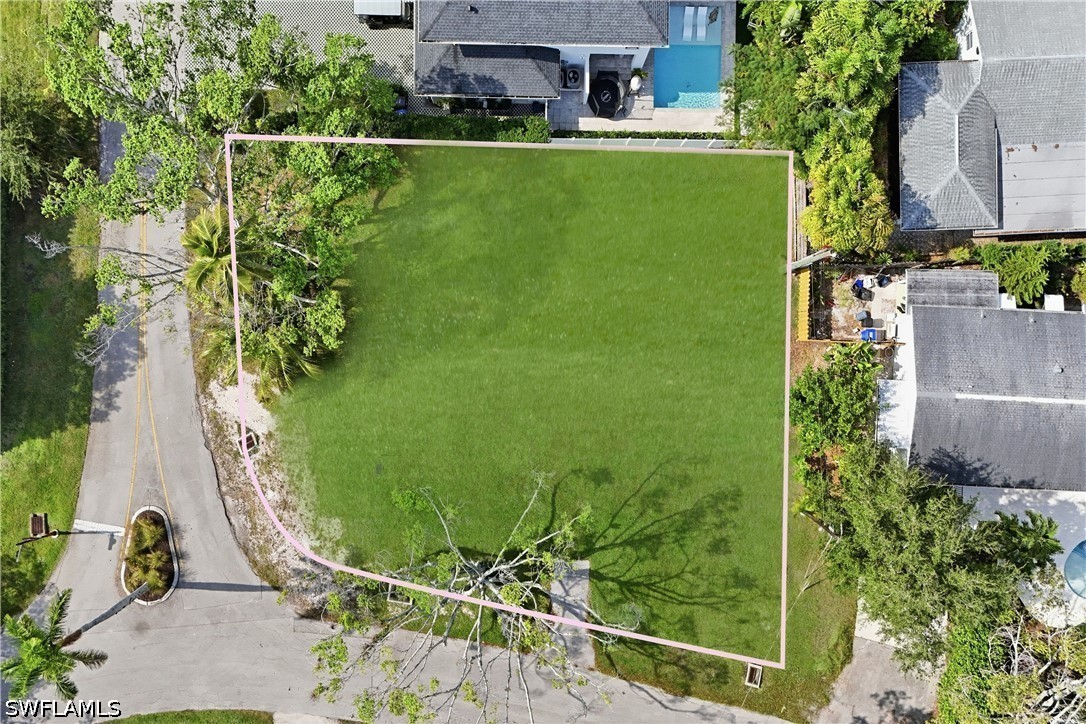 Residential for Sale in Lake Park, photo 2