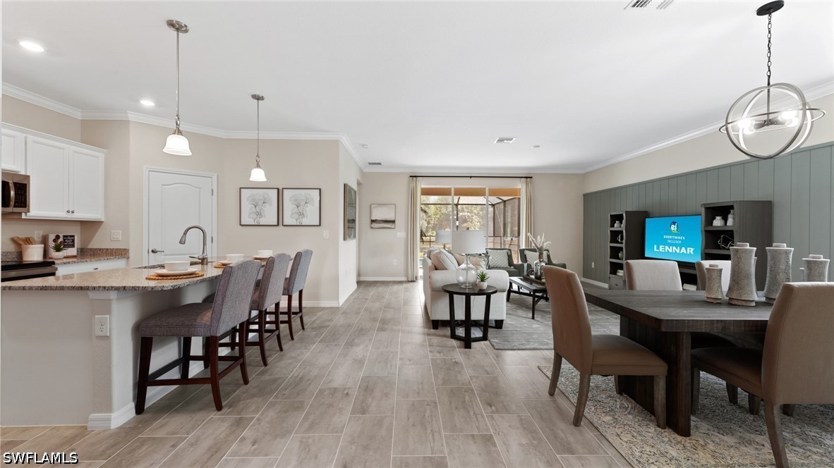 4 Bed SingleFamilyResidence for Sale in Naples, photo 2