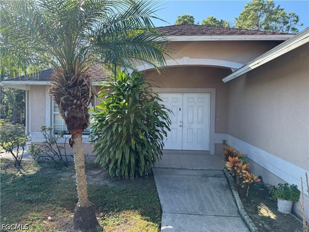 3 Bed SingleFamilyResidence for Sale in Lehigh Acres, photo 2