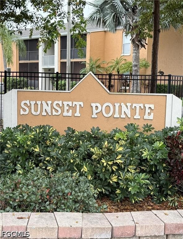 2 Bed Condominium for Sale in Fort Myers, photo 2