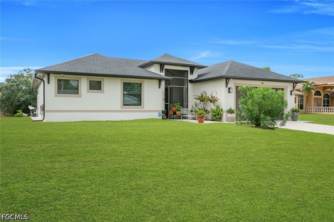 3 Bed SingleFamilyResidence for Sale in Lehigh Acres, photo 2