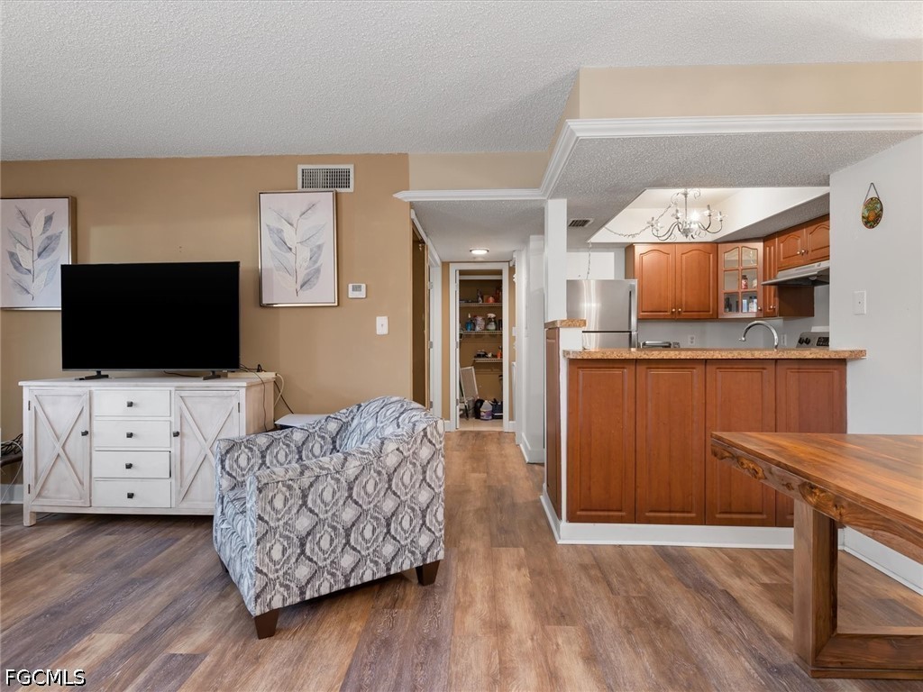 1 Bed Condominium for Sale in Port Charlotte, photo 2