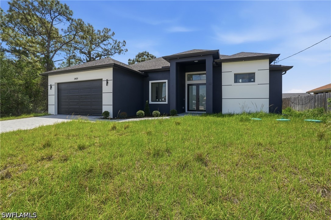 3 Bed SingleFamilyResidence for Sale in Lehigh Acres, photo 2