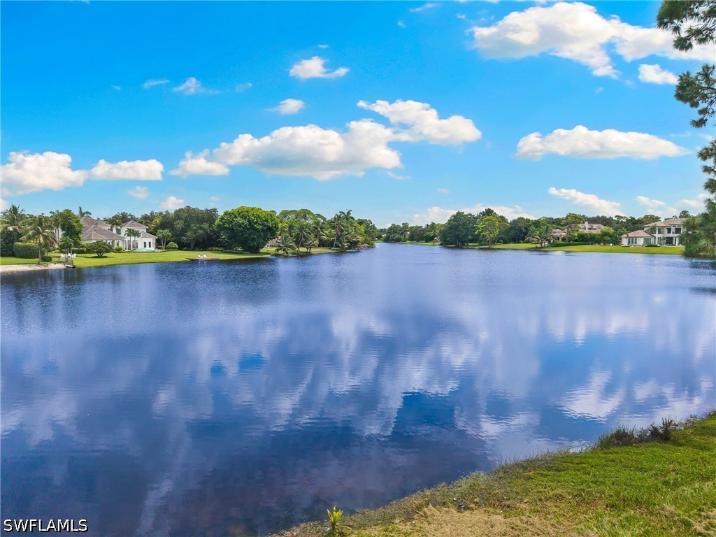 Waterfront Home for Sale in Naples, photo 2