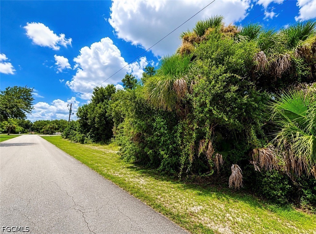 Residential for Sale in Lehigh Acres, photo 2