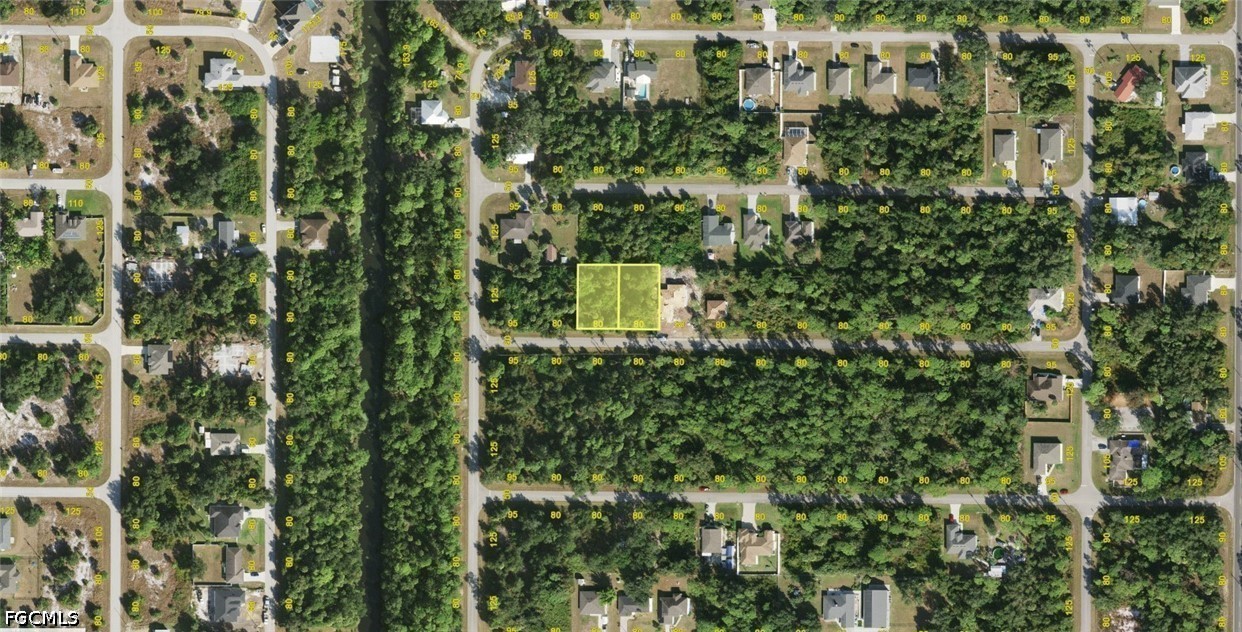 Residential for Sale in Port Charlotte, photo 2