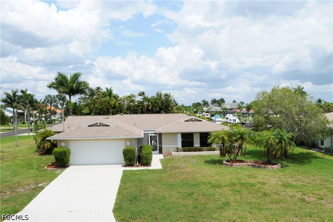 3 Bed Pool Home for Sale in Savona, photo 2