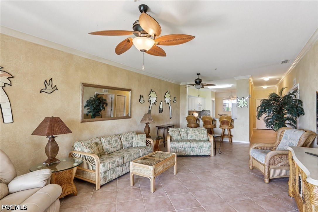 2 Bed Condominium for Sale in Fort Myers, photo 2