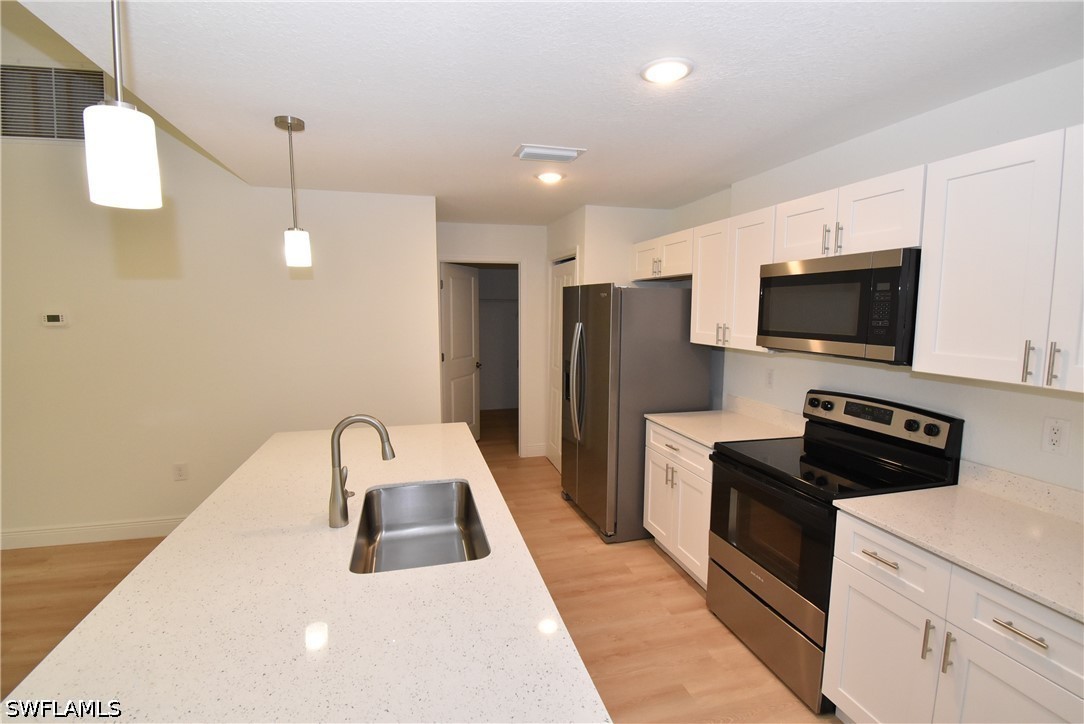 4 Bed SingleFamilyResidence for Sale in North Port, photo 2