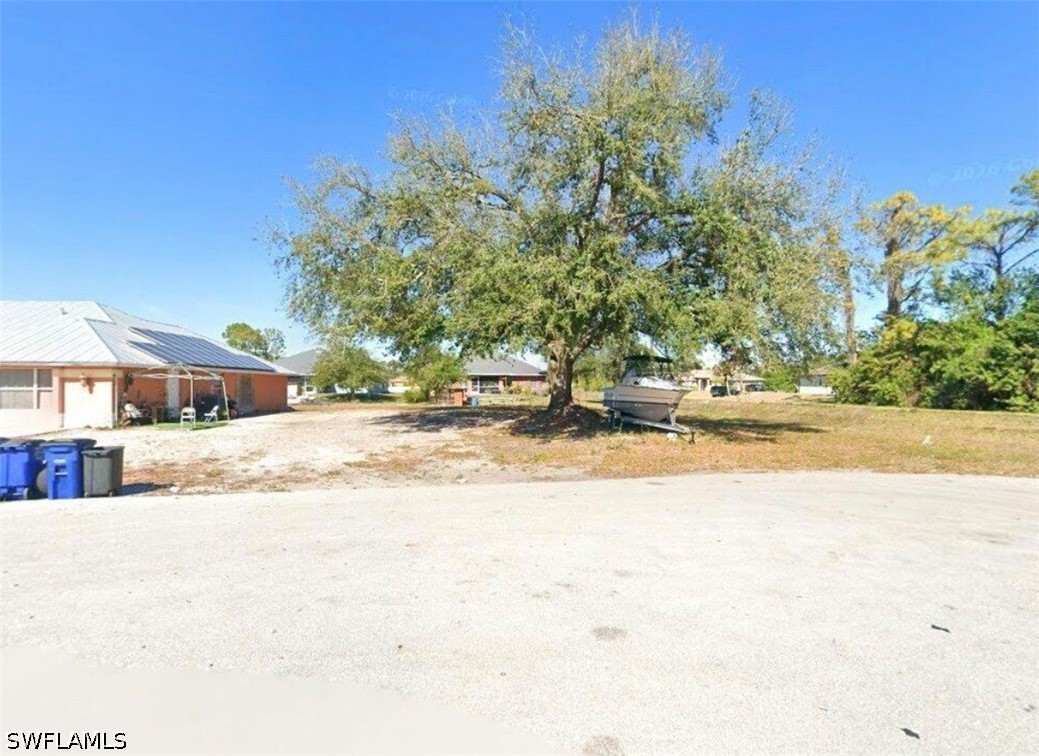 Residential for Sale in Lehigh Acres, photo 2