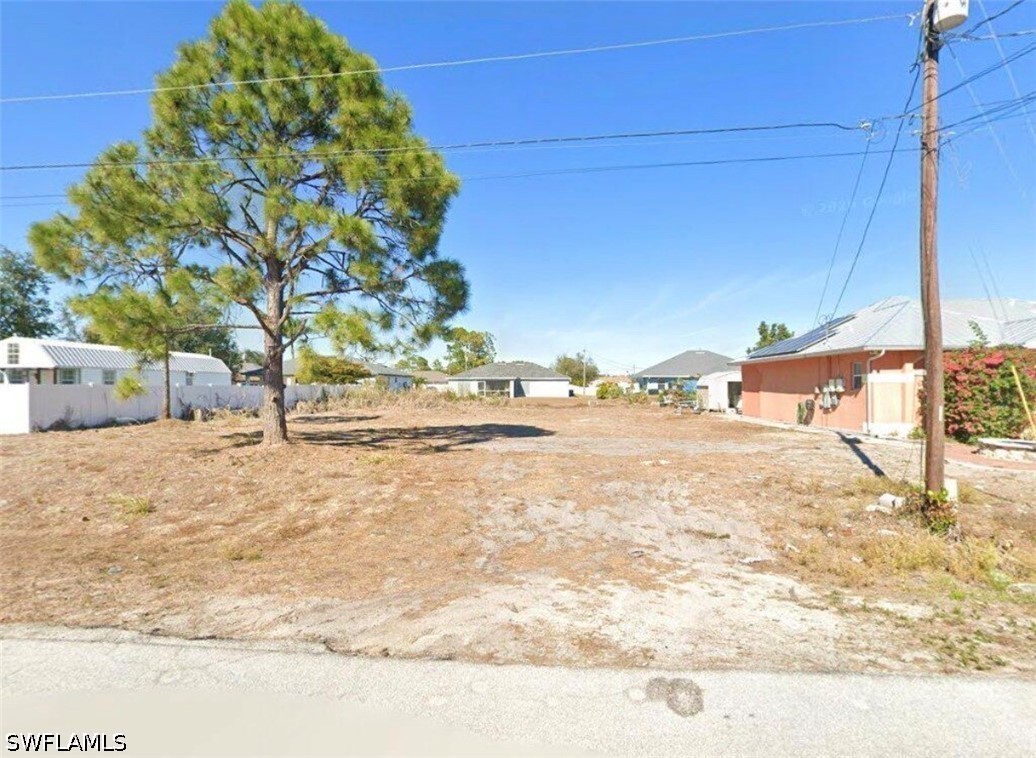 Residential for Sale in Lehigh Acres, photo 2