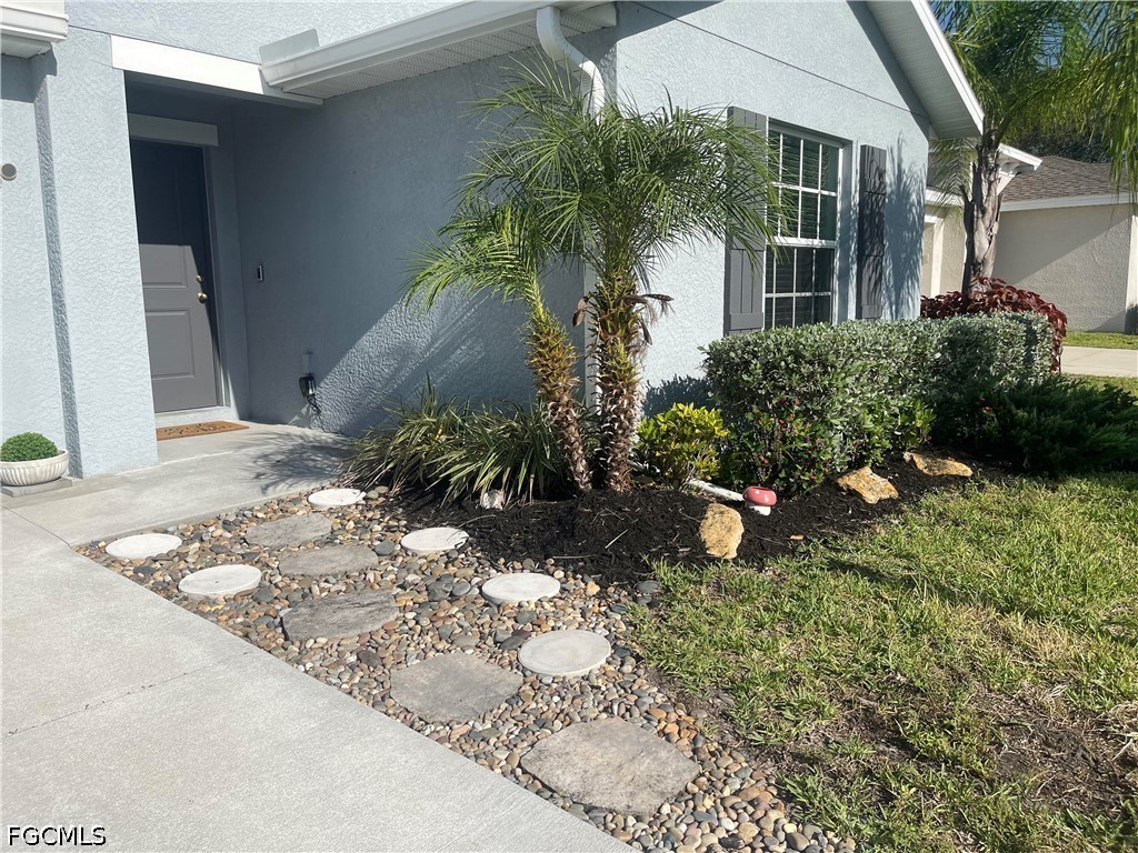 4 Bed SingleFamilyResidence for Sale in Oakview, photo 2