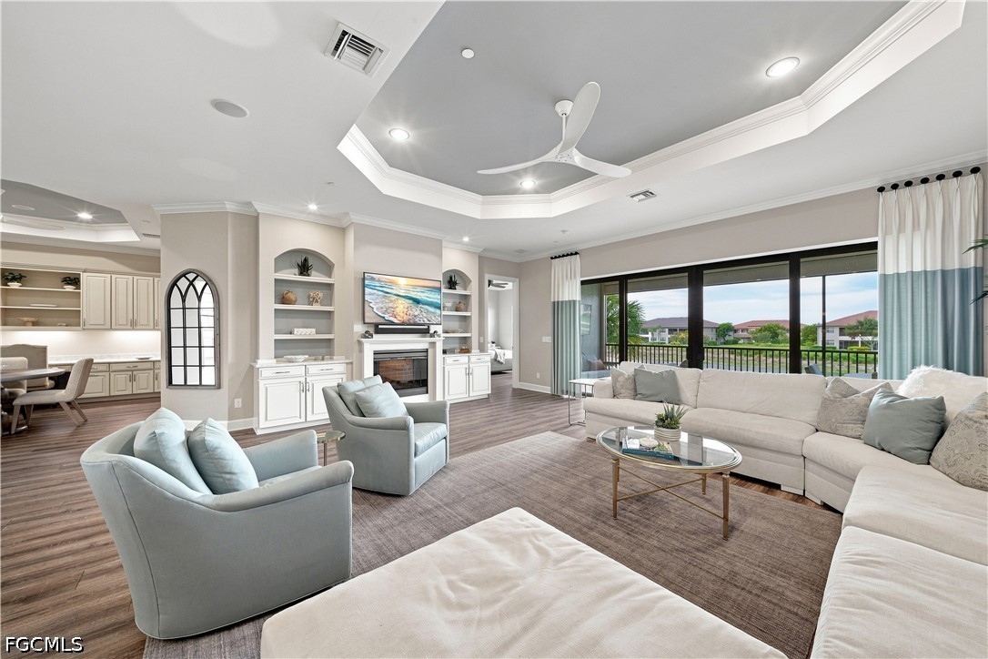 3 Bed Waterfront Home for Sale in Esplanade, photo 2