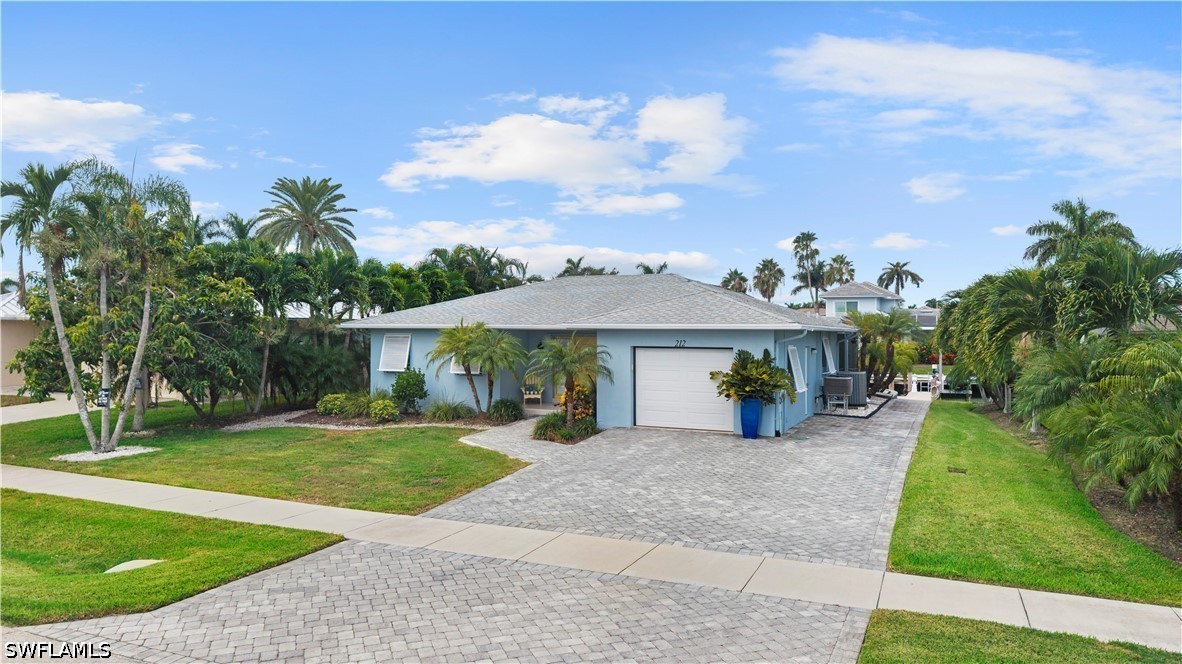2 Bed Pool Home for Sale in Marco Beach, photo 2