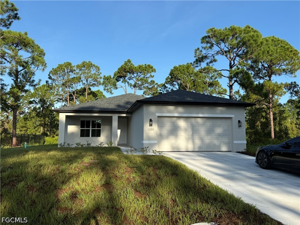 3 Bed SingleFamilyResidence for Sale in Lehigh Acres, photo 2
