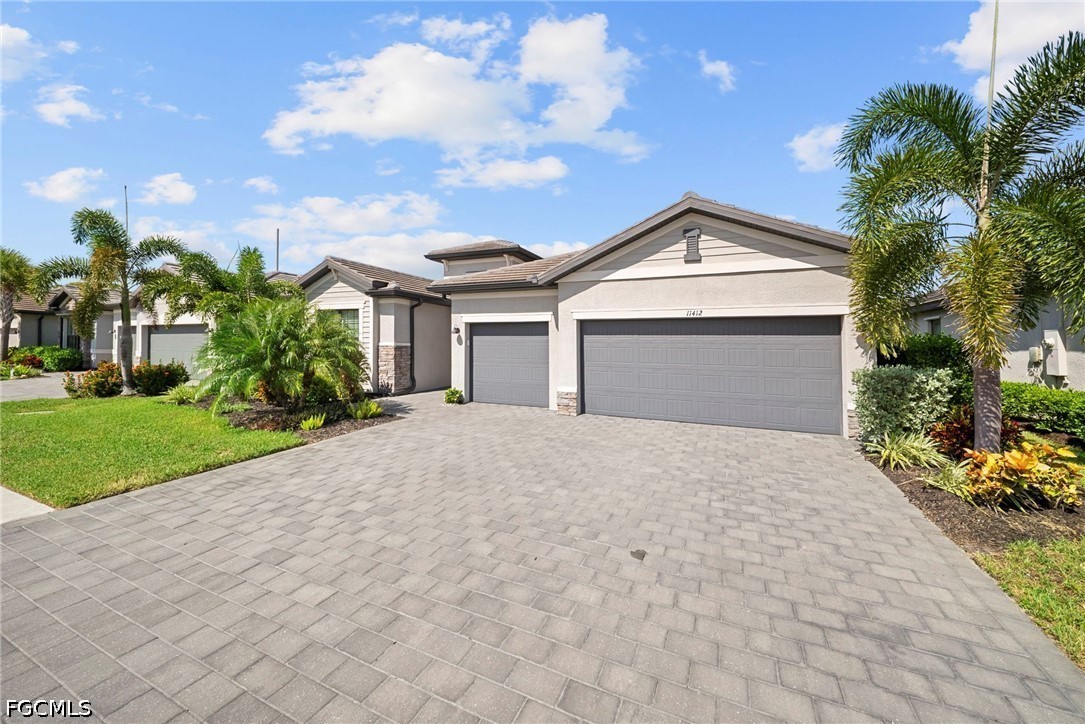 3 Bed SingleFamilyResidence for Sale in Timber Creek, photo 2