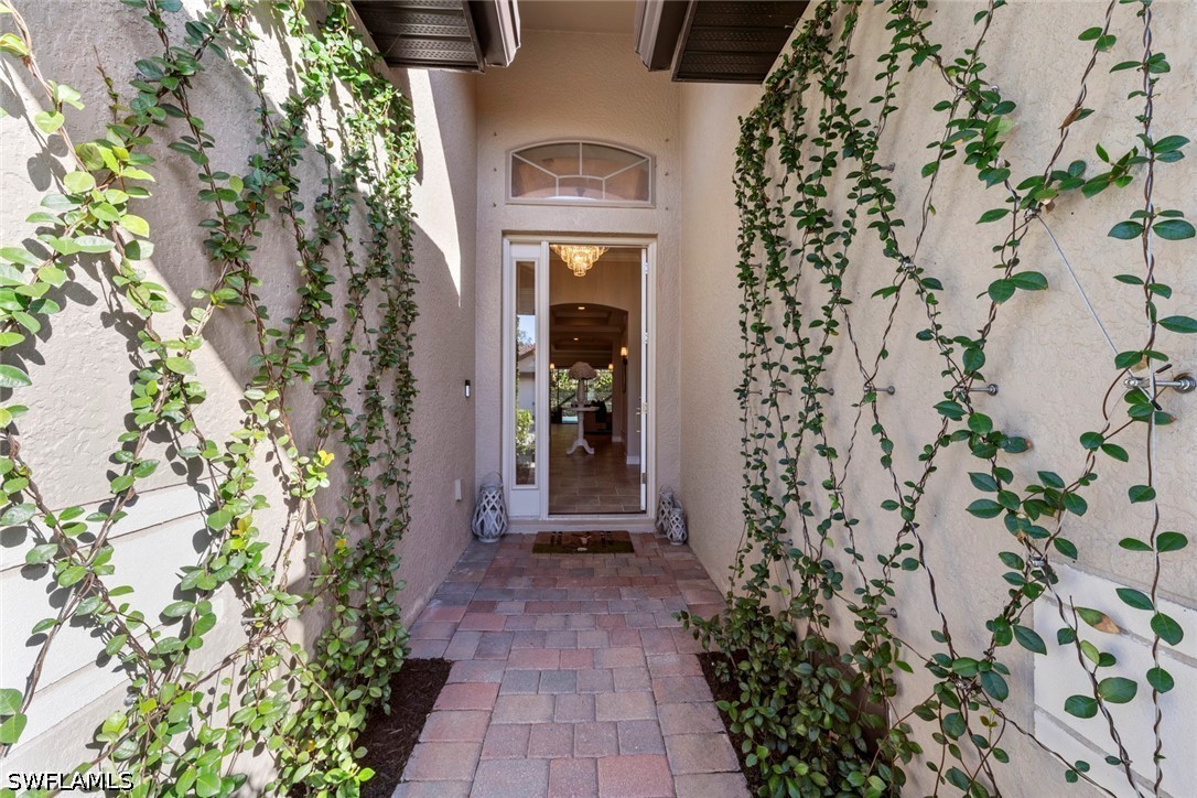 3 Bed Pool Home for Sale in Westwood Place, photo 2