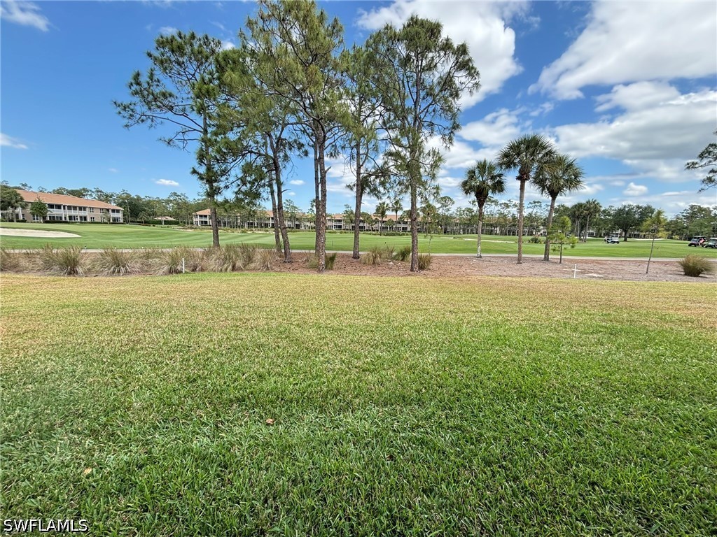 2 Bed Pool Home for Sale in Naples, photo 2