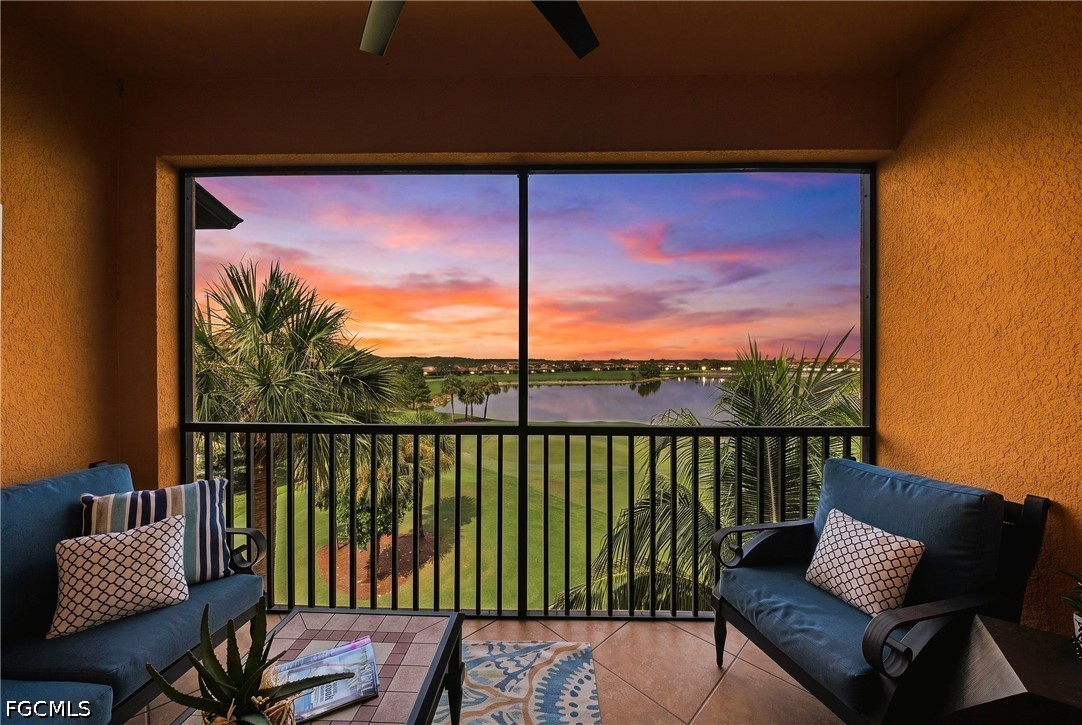 2 Bed Waterfront Home for Sale in Bonita Springs, photo 2