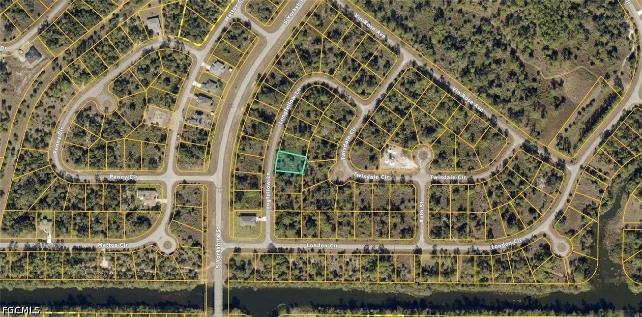 Residential for Sale in North Port, photo 2