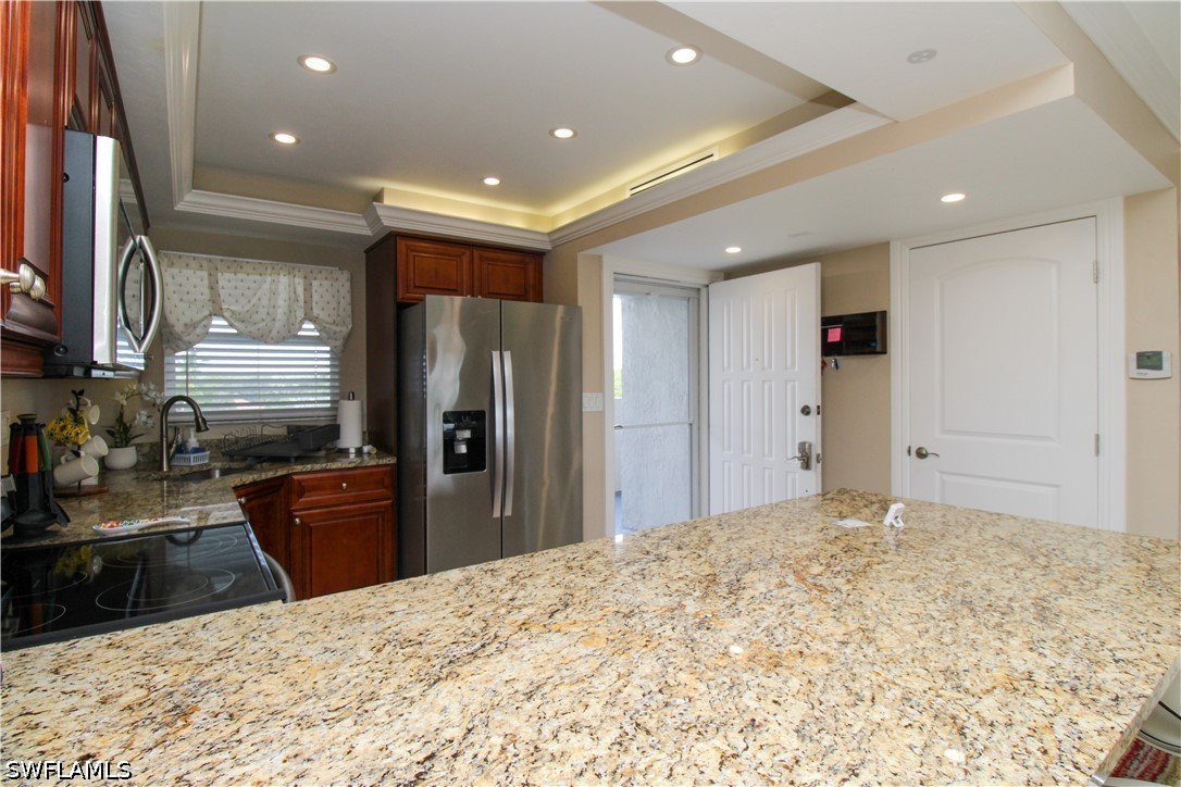 2 Bed Condominium for Sale in Fairway Gardens, photo 2
